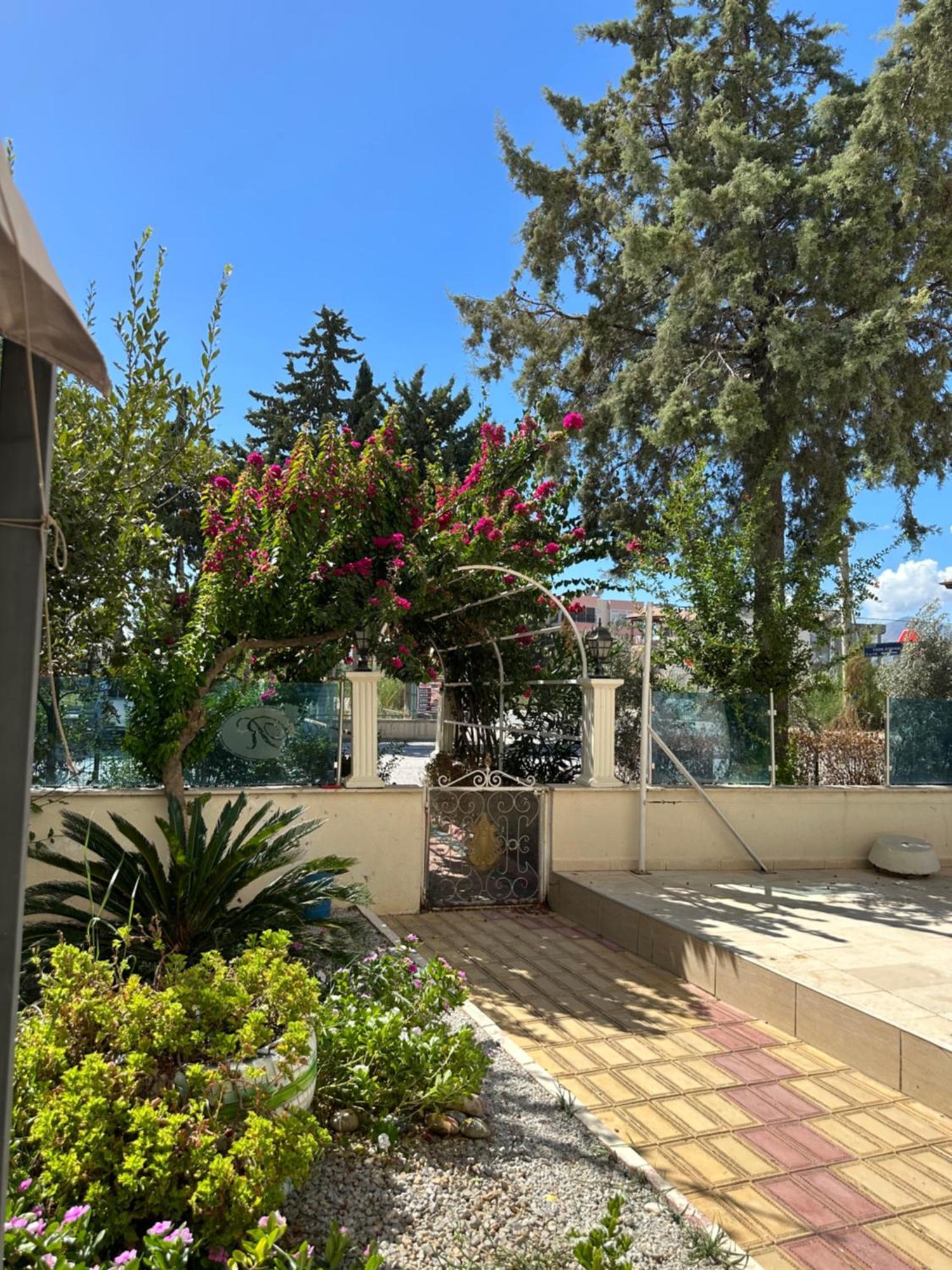 Rumana Hotel Αναμούρ Εξωτερικό φωτογραφία